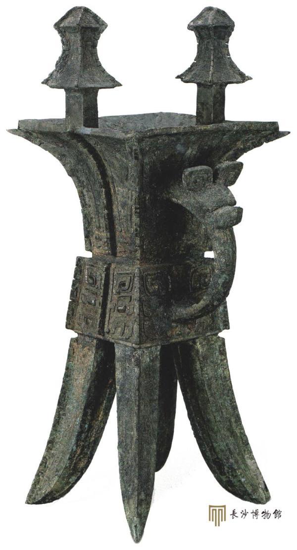 婦好墓出土文物長沙展出,，呈現(xiàn)殷商王后允文允武一生