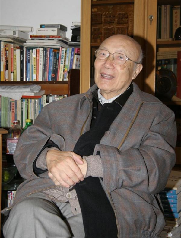 詩(shī)人屠岸逝世，享年94歲