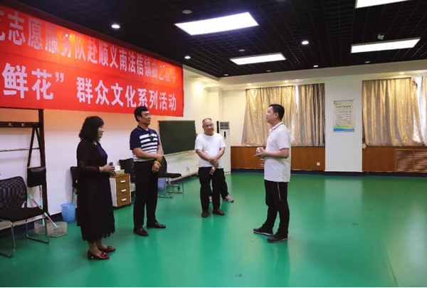 到人民中去！藝術(shù)家下基層受熱捧