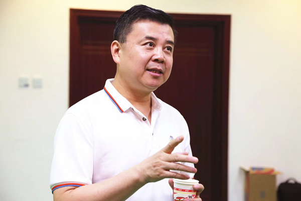 到人民中去,！藝術(shù)家下基層受熱捧