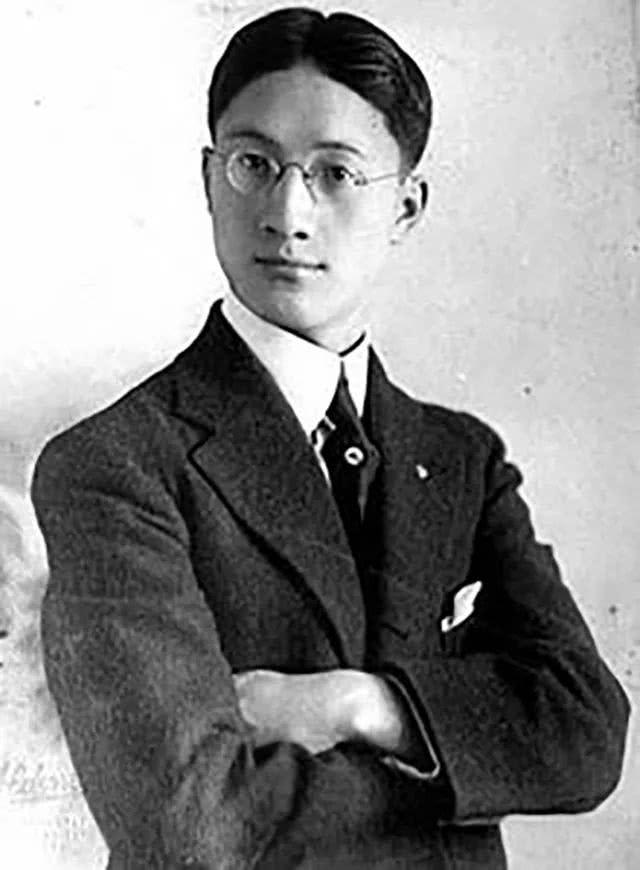 胡適、徐志摩,、冰心的大學(xué)生涯怎么度過(guò),？
