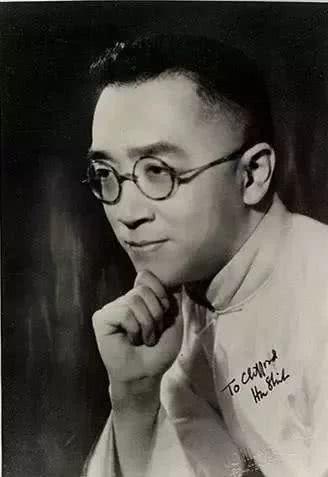 胡適,、徐志摩,、冰心的大學(xué)生涯怎么度過(guò)？