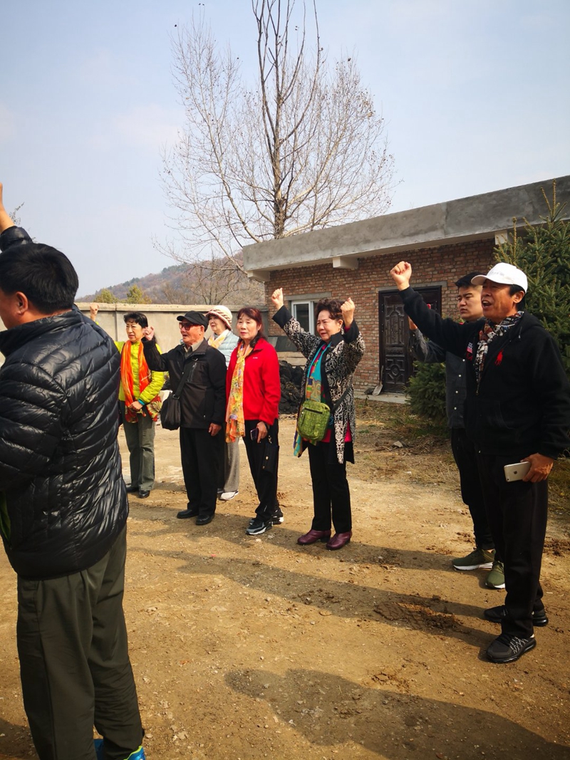 CCTⅤ欄目運營總監(jiān)劉嘉有，帶隊紅色經(jīng)典輕騎兵藝術(shù)團延安行
