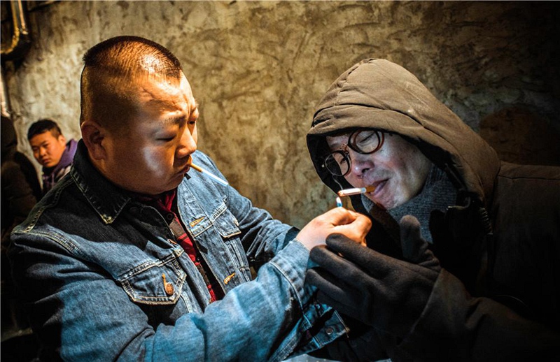  電影《站??！小偷》幕后花絮曝光 鄭云攜天津喜哥演繹地下“鬼吹燈”  