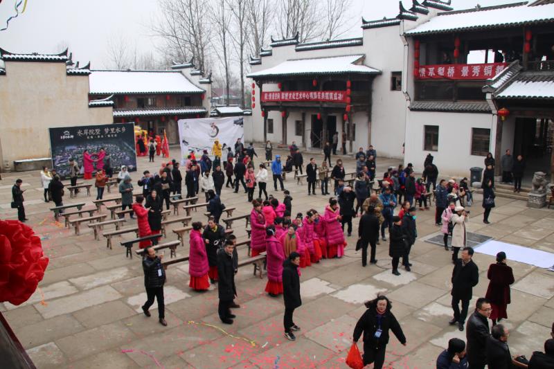 藝術(shù)攝影,，帶著美好開創(chuàng)未來