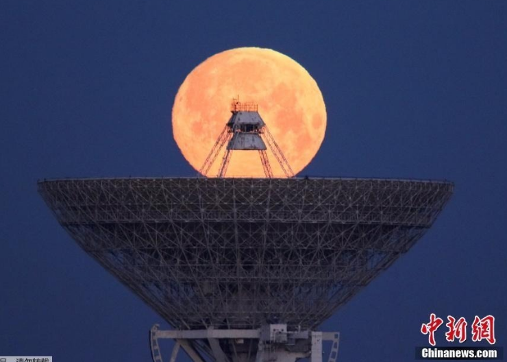 快來看,！元宵夜喜提今年最大最圓月