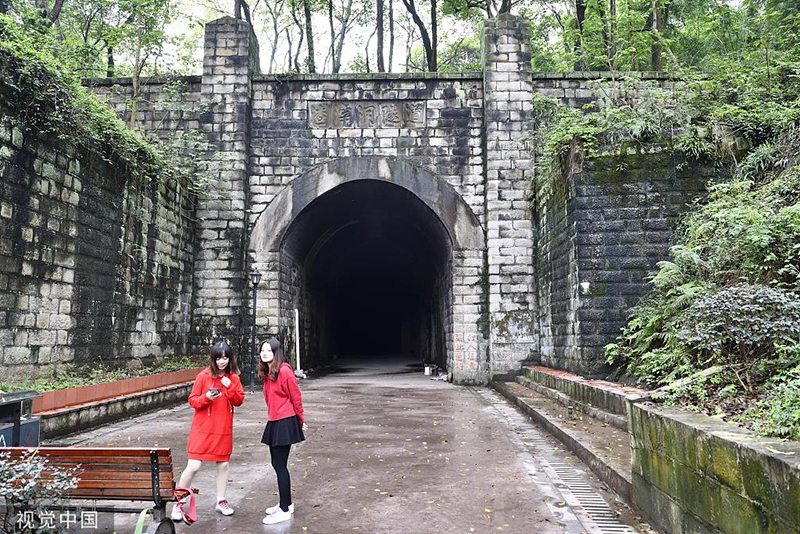 《千與千尋》再映打破次元壁壘 這些景點(diǎn)完美還原動(dòng)畫(huà)場(chǎng)景