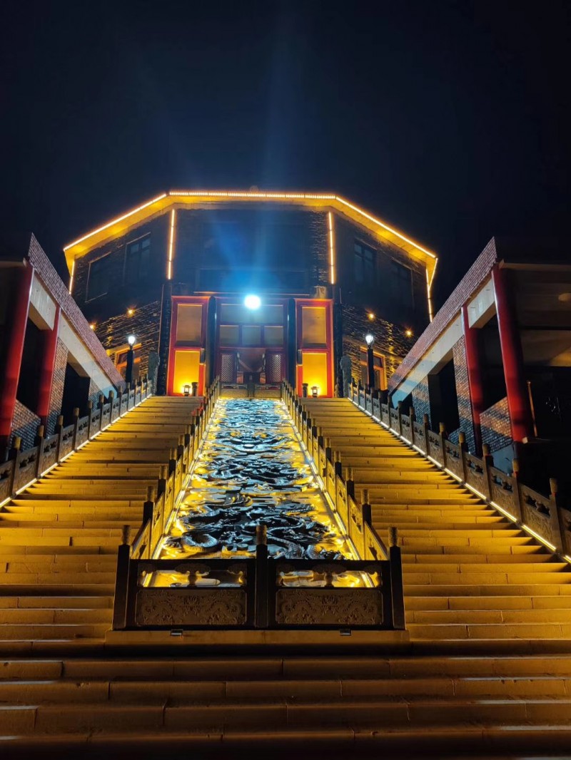 “清涼佛國”五臺(tái)山東臺(tái)望海寺