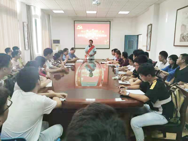 莫忘九一八做愛國青年中國好人范圣高走進南昌工程學(xué)院愛國教育