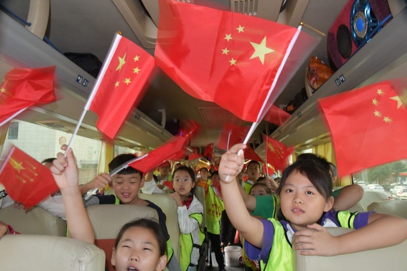  中聯(lián)潤智騏航教育組織潤騏國學(xué)研修體驗(yàn)營,，獻(xiàn)禮祖國70華誕