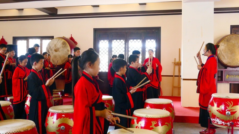  中聯(lián)潤智騏航教育組織潤騏國學(xué)研修體驗(yàn)營,，獻(xiàn)禮祖國70華誕