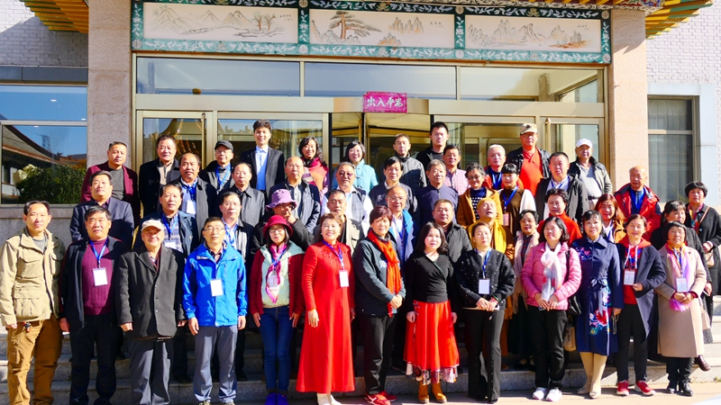 中國文藝名家五臺山藝術(shù)之旅暨全國優(yōu)秀文藝作品征評頒獎(jiǎng)典禮在五臺山舉行