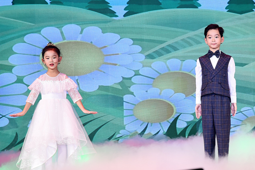 不忘初心，牢記使命,，學(xué)雷鋒永遠(yuǎn)在路上——2020第四屆雷鋒春晚隆重開演