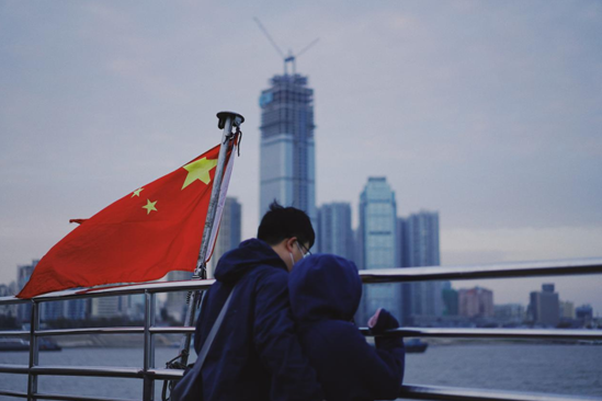90后拍客的鏡頭故事：“凌晨四點(diǎn)的武漢,，也有很多科比”