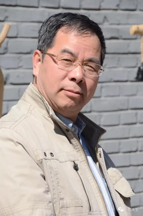 當(dāng)祖國(guó)需要我們的時(shí)刻——著名畫家何雨春先生抗擊疫情系列美術(shù)作品欣賞