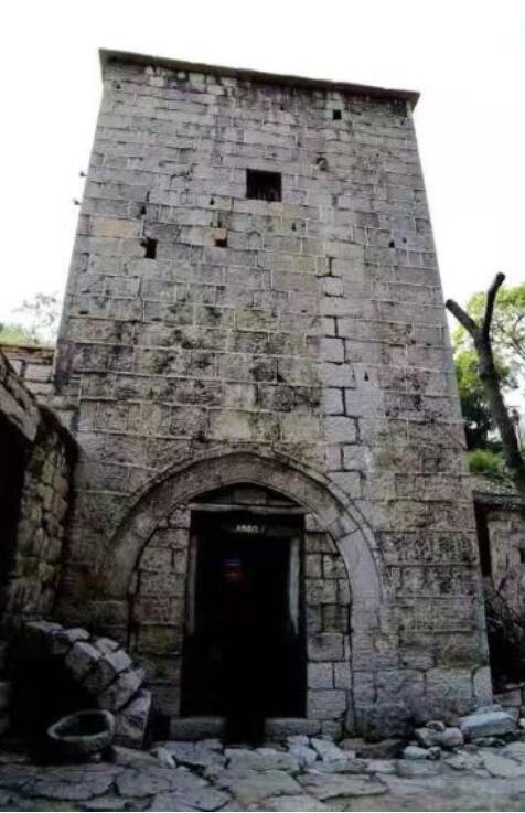 磁縣五合村——青石雕,、溶洞群,，漢光武帝劉秀避難的石頭村