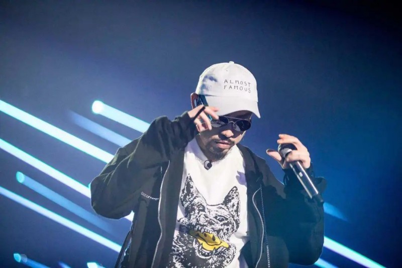 “搖滾”是余光中翻譯的,，馬丁·路德·金是freestyle鼻祖,？