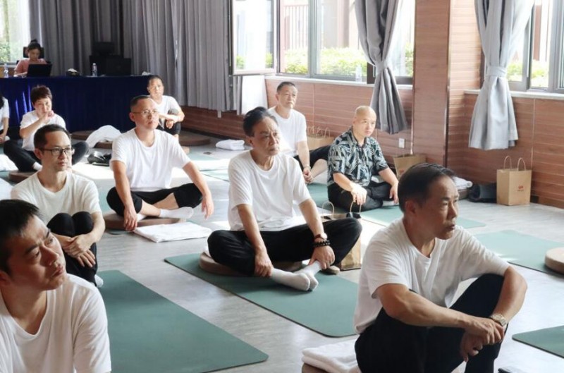 師點(diǎn)文化：認(rèn)識(shí)自己,，做生命的主人