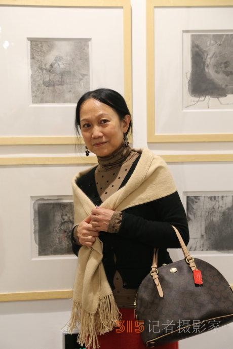 詩人、畫家,、作家馬莉