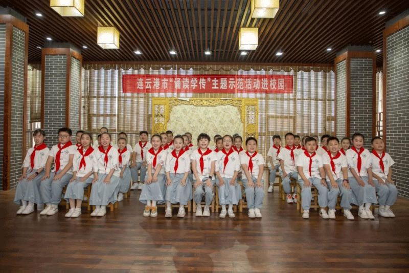 連云港市“誦讀學(xué)傳”主題示范活動進校園