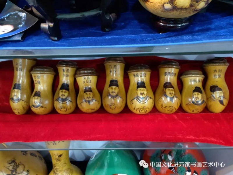 著名國禮藝術(shù)家張?zhí)珟X作品鑒賞
