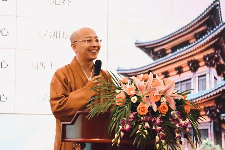 妙一法師回顧20年出家時(shí)光：我出家的那天,，爸媽沒(méi)有裝睡