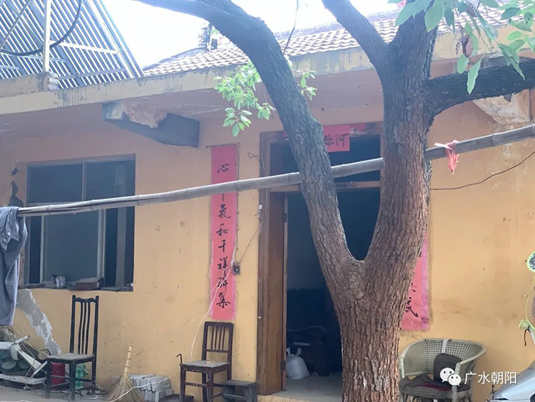 “一窮二白”的年輕僧人,，讓600年古廟“活”了過來