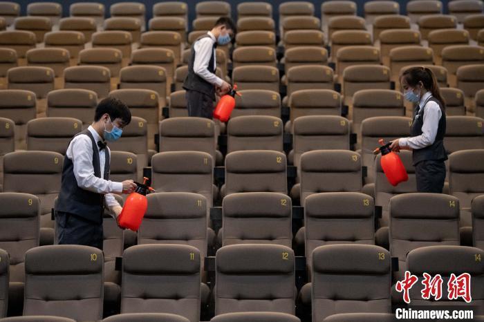影院限流、近千場(chǎng)演出取消或延期,，春節(jié)檔怎么辦,？