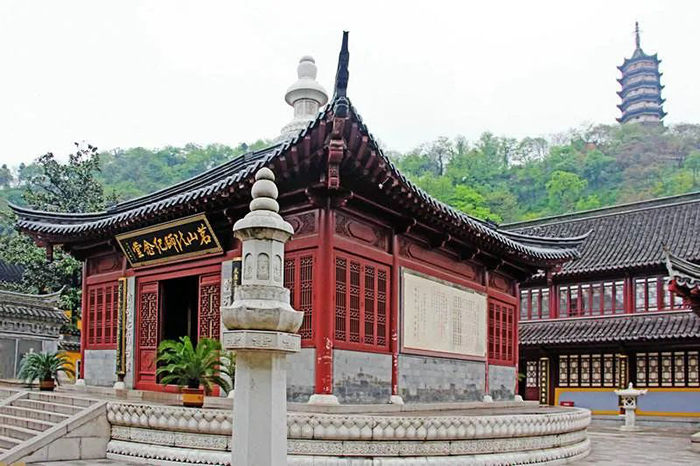 一代高僧養(yǎng)成記：與星云大師同窗,，得十位貴人相助