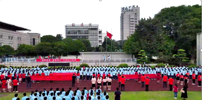 胸懷沖天志,,愛拼才能贏