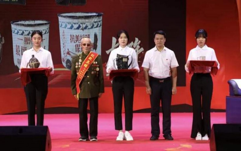 沈陽化工大學隆重舉行慶祝中國共產(chǎn)黨成立100周年暨“傳承紅色基因,、賡續(xù)精神血脈”主題教育活動
