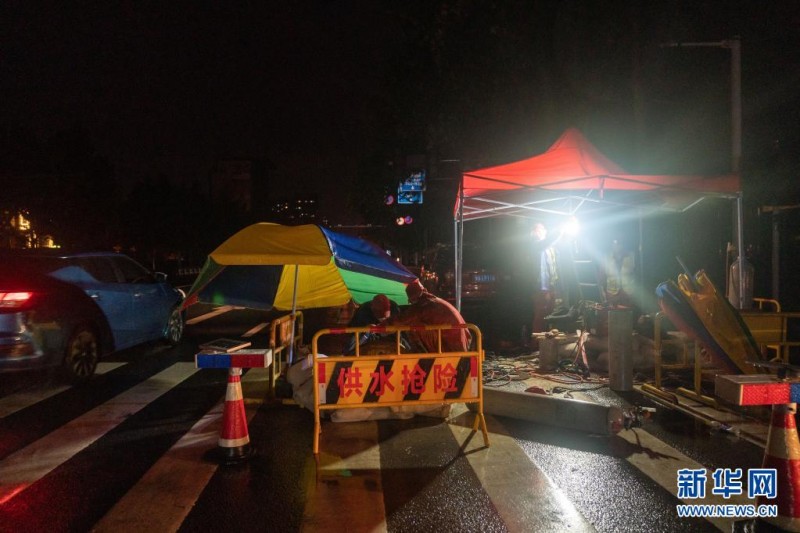 河南遭遇極端強(qiáng)降雨,，救援進(jìn)行中