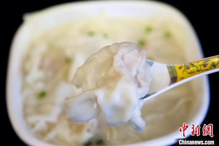 豬肉價(jià)格腰斬！牛羊肉都降了,，飯館肉菜為啥沒(méi)降,？