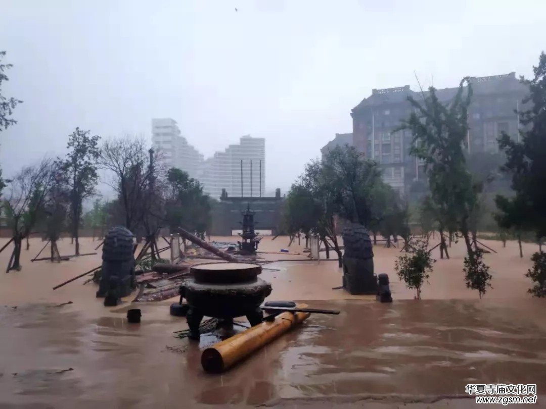 暴雨下的滎陽洞林寺受災(zāi)實(shí)況，千年古剎災(zāi)后修建迫在眉睫