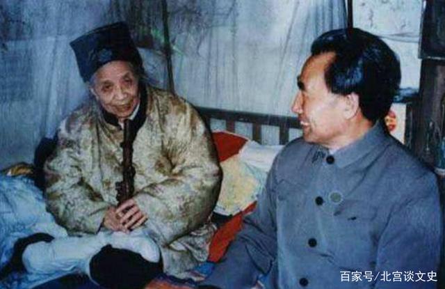 武當?shù)拦美钫\玉：活到118歲，晚年生黑發(fā)長新牙,，臨終留下三個字