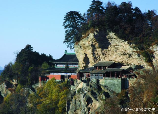 武當?shù)拦美钫\玉：活到118歲，晚年生黑發(fā)長新牙,，臨終留下三個字