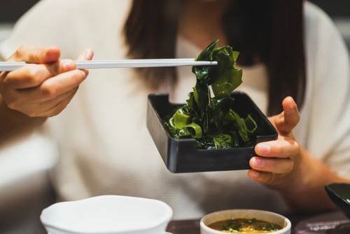 甲狀腺結(jié)節(jié)高發(fā)，到底要不要吃碘鹽,？