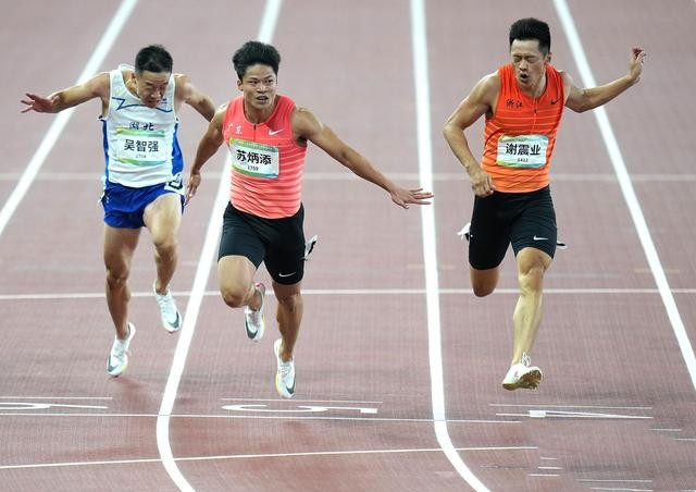 全運400米集體爆發(fā)!26歲四川飛人45秒54奪金 前三名均打開46秒