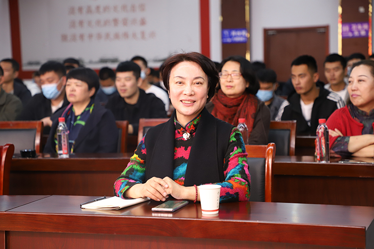 重訪沂蒙山 重走紅嫂路 全國知名作家沂蒙采風(fēng)活動成功舉行