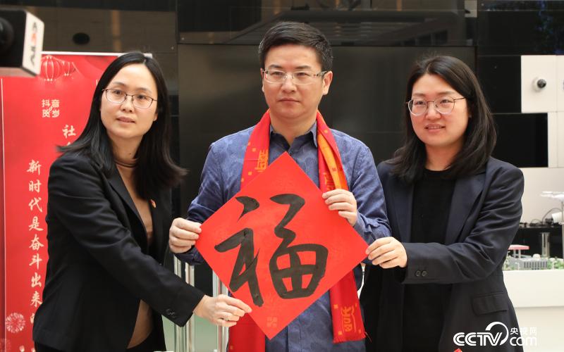 邱才楨送“?！? />
</p>
<p style=