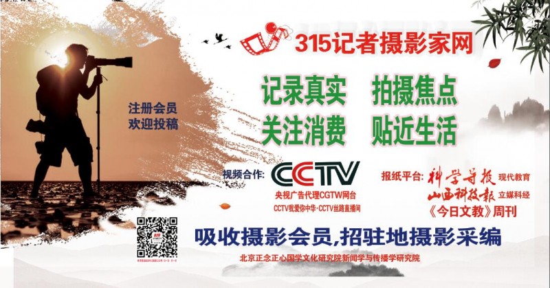 安陽:楊明學(xué)攜女兒楊菲拿起畫筆以“藝”抗疫