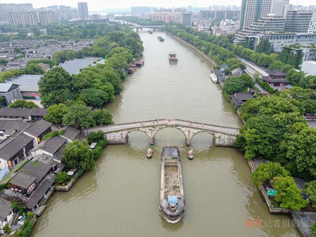 京杭大運(yùn)河:古“運(yùn)”新韻,,景美人和