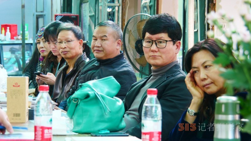 藍色老虎之聲：詩人藝術(shù)家紀(jì)念于貞志朗誦會在京舉辦