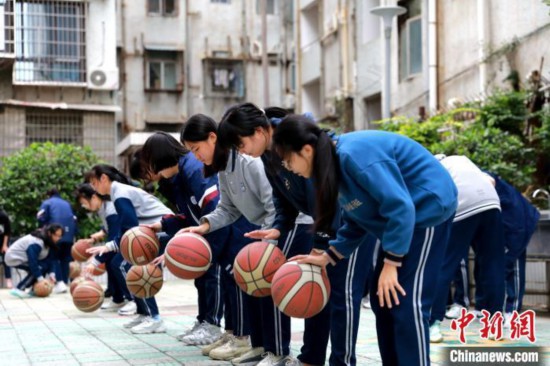 體育中考調(diào)整耐力項目,，青少年“陽康”后如何鍛煉？