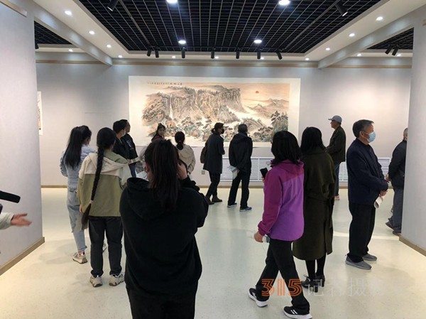 河北遵化：公共圖書館,、文化館服務宣傳周暨郝麗茹中國畫作品展活動