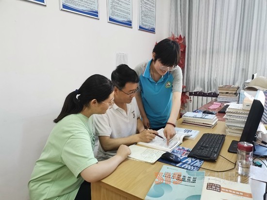 高效準(zhǔn)確填報(bào)志愿,，要做好這些“功課”高效準(zhǔn)確填報(bào)志愿，要做好這些“功課”
