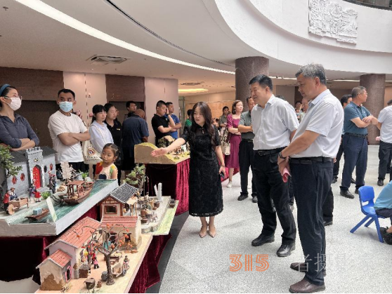 運河之韻:聊城非遺盛典——“非遺進校園”教育教學(xué)成果展示活動成功舉辦 運河之韻:聊城非遺盛典——“非遺進校園”教育教學(xué)成果展示活動成功舉辦