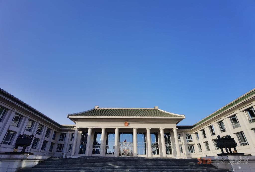 依法全鏈條打擊,！全國檢察機(jī)關(guān)前三季度起訴電信網(wǎng)絡(luò)詐騙犯罪3萬人