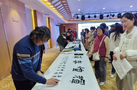 首屆“大美鄴城杯”全國詩書畫大賽頒獎(jiǎng)盛典在河北臨漳圓滿舉行