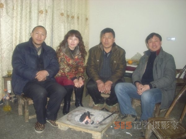 湖北廣水“農民詩人”蔡詩國收到中國作家協(xié)會會員證書